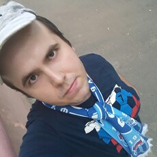 Павел, 27, Краснодон