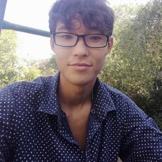 Альберт, 20, Октябрьский