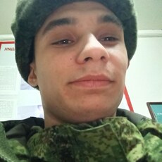 Радомир, 26, Стрежевой