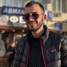 Владлен, 29, Грязи