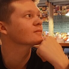 Лёва, 25, Каргат