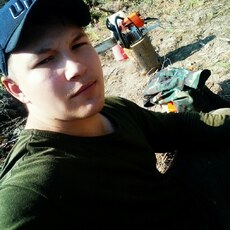 Виктор, 26, Аша