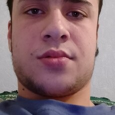 Гриша, 22, Усть-Катав