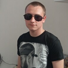 Данила, 21, Камышлов