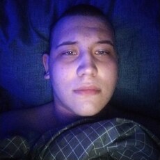 Григорий, 20, Приволье