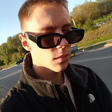 Яша, 20, Камешково
