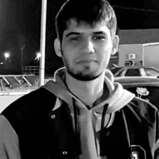 Илья, 24, Кызыл
