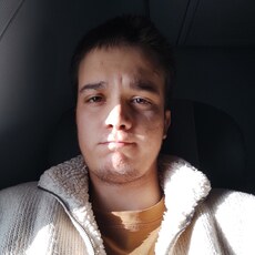 Роман, 23, Рыбное