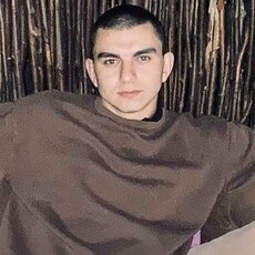 Егор, 23, Лисичанск