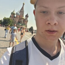 Валентин, 23, Мураши