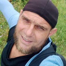 Владлен, 41, Чёрмоз