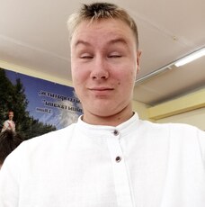 Гриша, 20, Новый Уренгой