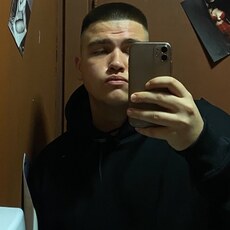 Лаврентий, 22, Семикаракорск