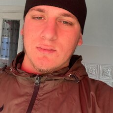 Борис, 23, Ржев