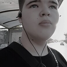 Юрий, 19, Катав-Ивановск