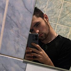 Артемий, 22, Ярцево