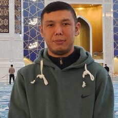 Аркаша, 32, Гай