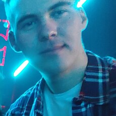 Станислав, 25, Шелехов