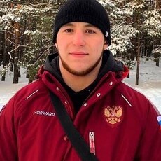 Вениамин, 25, Горбатов