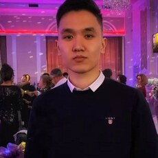 Слава, 25, Губкин