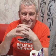 Аркадий, 71, Кировское