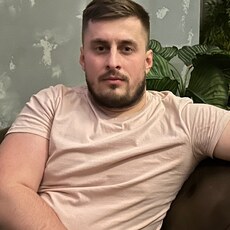 Виталя, 27, Коммунар