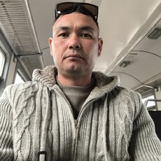 Антон, 41, Карпинск