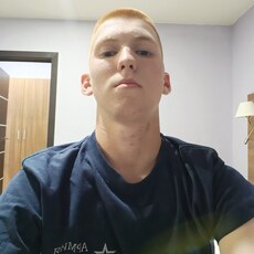 Фёдор, 19, Сельцо