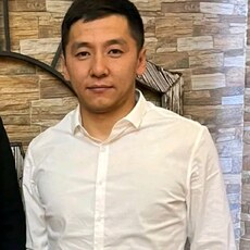 Толя, 28, Первомайск (ЛНР)