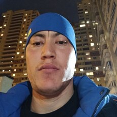 Игорь, 29, Никольское