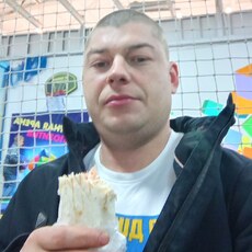 Руслан, 35, Пикалёво
