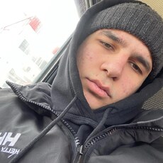 Лука, 28, Новосиль