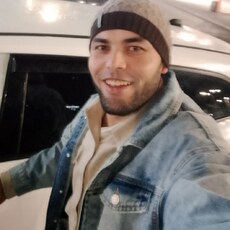 Виталий, 24, Губаха