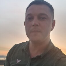 Саша, 41, Островной