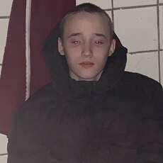 Родя, 21, Микунь