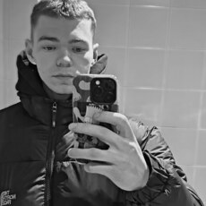 Женя, 23, Шагонар