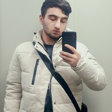 Матвей, 22, Обь