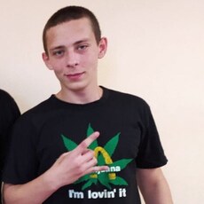 Адам, 21, Чадан