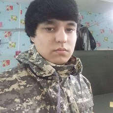 Роман, 27, Анива