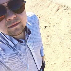 Максим, 27, Сенгилей