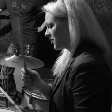 Алиса, 33, Горнозаводск