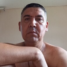 Василий, 40, Майский
