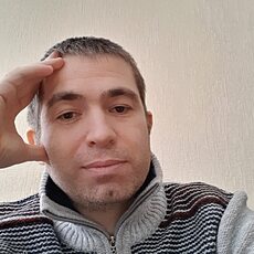 Свят, 40, Долинск