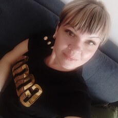 Люба, 40, Курильск