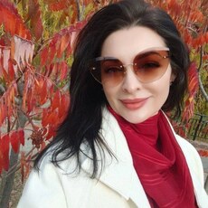 Лина, 30, Москва