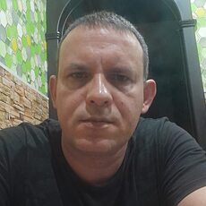 Родион, 36, Холм