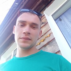 Лев, 26, Новосибирск