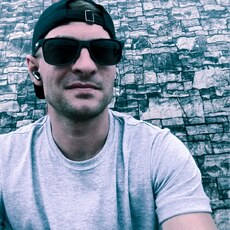 Вадик, 29, Стаханов