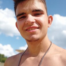Коля, 19, Стаханов