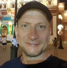 Юрий, 40, Александровск (ЛНР)